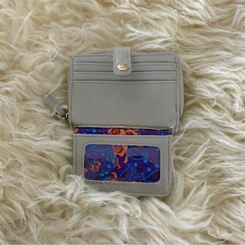 Cream Card Holder Coin Pouch Key Ring Wallet